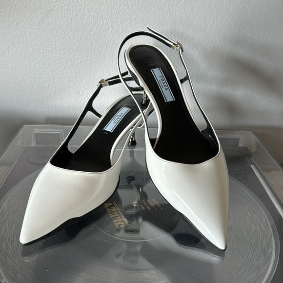 Prada White and Black Colorblock Kitten Heel Slingback Pump | Size 36 - Picture 6 of 8